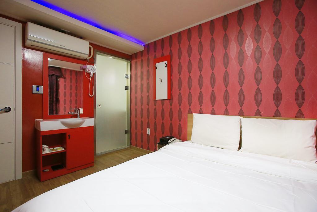 Real Boutique Hotel 首爾 外观 照片