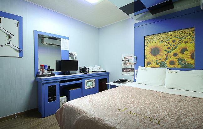 Real Boutique Hotel 首爾 外观 照片