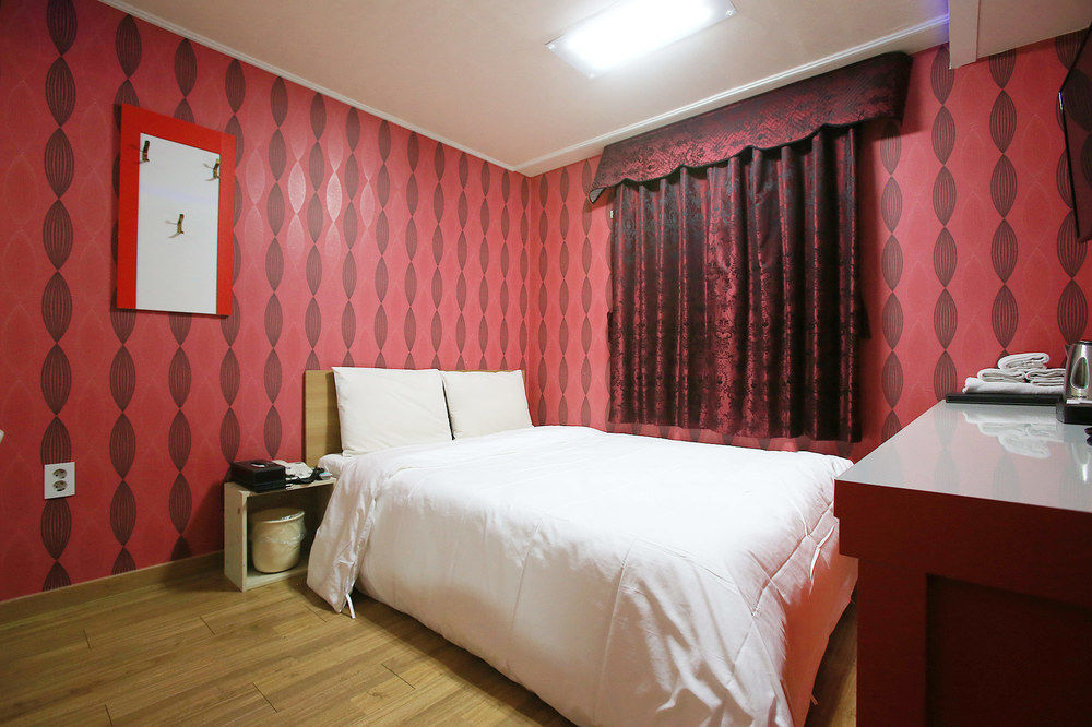 Real Boutique Hotel 首爾 外观 照片